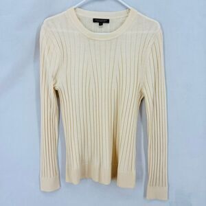 Banana Republic Cream Crew Neck Sweater